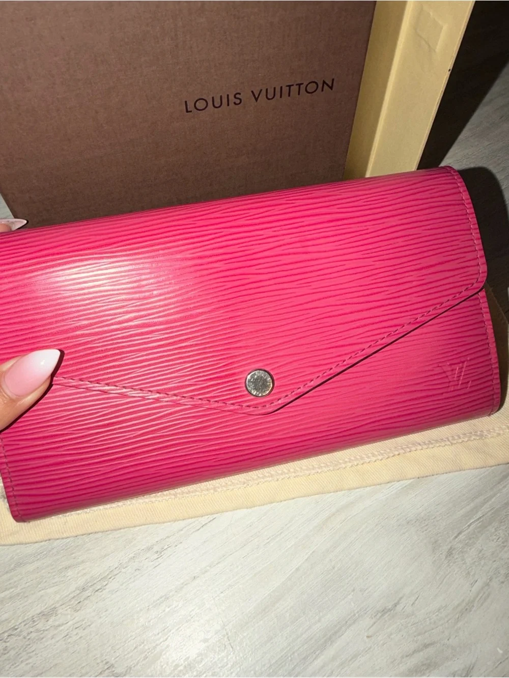 Louis Vuitton authentic lv